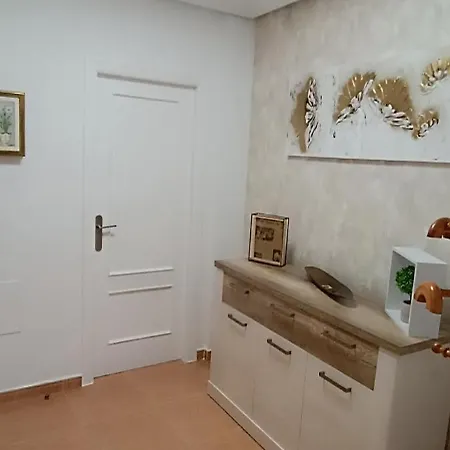 Isabel Apartment *
